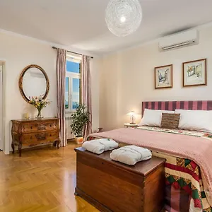 https://villa-vilma-opatija.primorje-gorskikotar.com