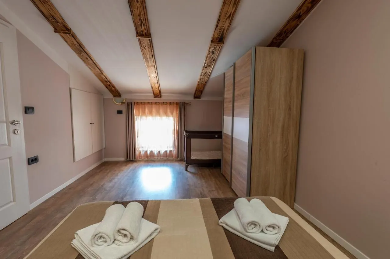 Apartment Anitea Pula